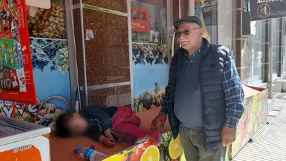 Kaybolan Çocuğa Esnaf Sahip Çıktı