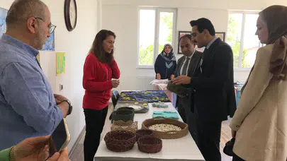 Laçin Halk Eğitim Merkezi Yıl Sonu Sergisi Açıldı