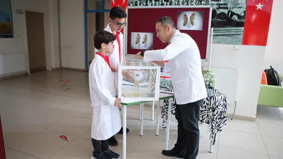 Çiftçi, Türkiye Birincisi Öğrencileri Kutladı