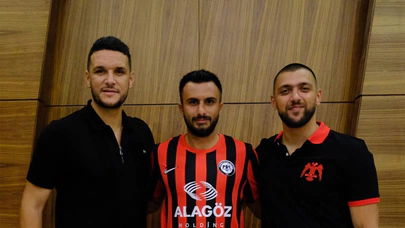 Defansa Bir Takviye Daha