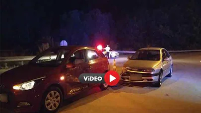 Otomobiller Çarpıştı: 2 Yaralı