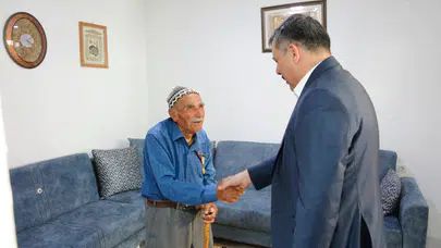 Vali Çiftçi, Kore Gazisini Ziyaret Etti