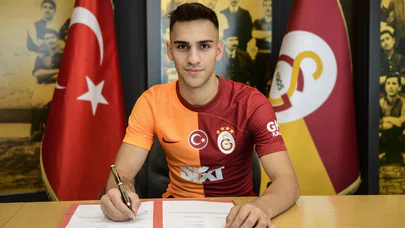 Eren Aydın Sözleşme Yeniledi