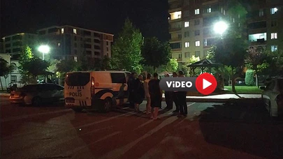 Park Halindeki Otomobile Yorgun Mermi İsabet Etti