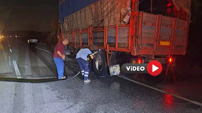 Seyir Halindeki Kamyonun Lastikleri Alev Aldı  
