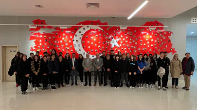 Gençler, Ecdadın İzinde