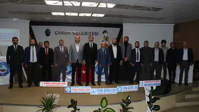 Önal: 15 Gündür 8 Milyar İnsanın Gözü Önünde Masumlar Öldürülüyor