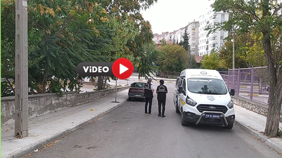 Yolda Yürürken Bıçaklandı