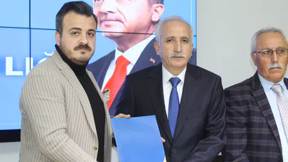 Çorum’da Başkan Aday Adayı, Gençler İçin Toplu Konut Projesini Açıkladı