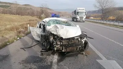 Öğrencileri Taşıyan Minibüs, otobüsle çarpıştı: Yedi yaralı