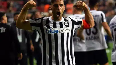 Altay, Paixao ile FIFA'lık Oluyor