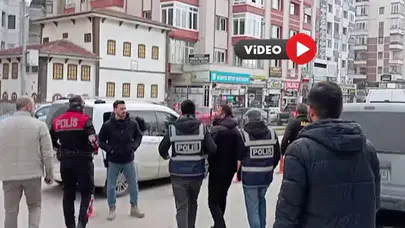 Araçtan 193 Bin Çaldılar, Çorum’da Yakalandılar