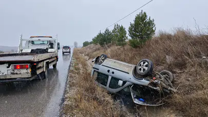 Kontrolden Çıkan Araç Şarampole Devrildi