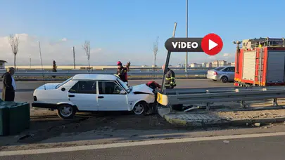 Çorum’da Otomobil Bariyere Çarptı, Hamile Kadın Yaralandı