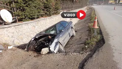 Çorum’da Otomobil Şarampole Devrildi