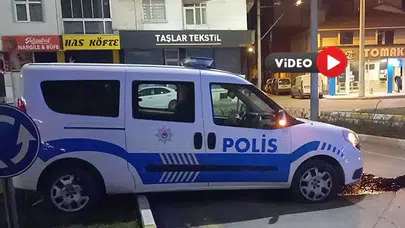 Kaçan Şüphelileri Kovalayan Polis Otomobili Kaza Yaptı