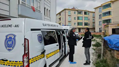Evinde Ölü Bulundu