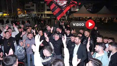 Aşgın Meydanda Taraftarlar ile Maç İzledi