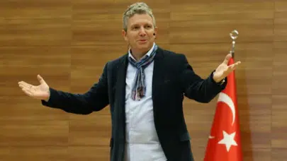 Kırmızı-Siyahlılardan TRT Spikerine Tepki