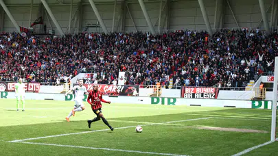 Geraldo’nun çabası yetmedi! 1-1 