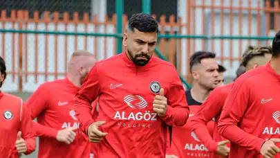 Maç Saatini ve Taraftarı Bekliyorlar