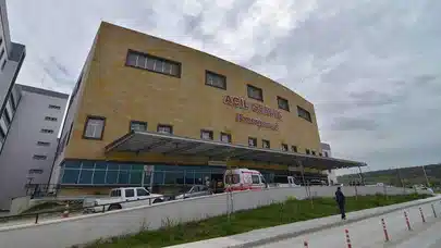 Elini Ekmek Makinasına Kaptırdı, Parmağı Koptu