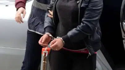 İç Çamaşırından Uyuşturucu Çıktı