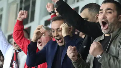 Muhsin Dere Hakemi Eleştirdi