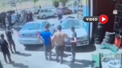 Çorum’da Süratle Gelen Otomobil Park Halindeki Araçları Biçti, O Anlar Kamerada