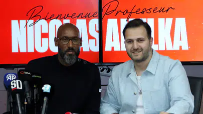 Anelka, Ümraniyespor’dan Ateş Püskürerek Ayrıldı