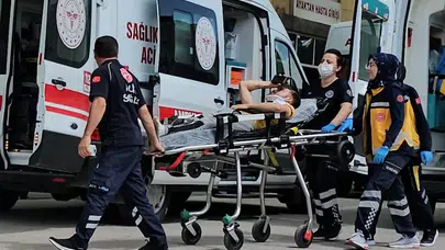Korkunç Kavga, 9 Yerinden Bıçaklandı