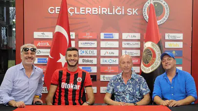 Sinan, Manisa ile Vedalaştı, Gençler ile Anlaştı