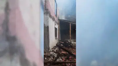 Buzdolabından Çıkan Yangın, Evi Küle Çevirdi