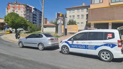 Motosiklet Otomobile Çarptı: 1 Yaralı