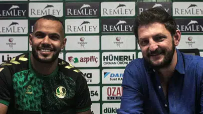 Sakarya, Fernando Andrade ile Anlaştı