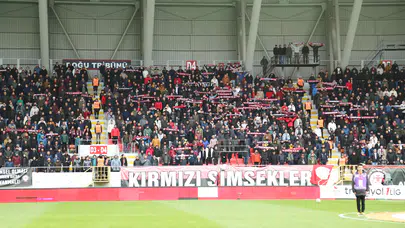 Yaklaşık 100 Kişi İzledi