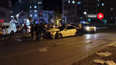 Kırmızı Işık İhlali Kazaya Neden Oldu