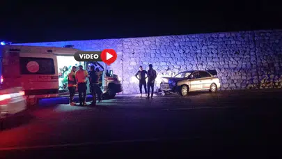 İstinat Duvarına Çarptı: 3 Yaralı
