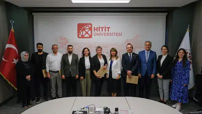 Binlerce Yıllık İlaç Reçetesi Seramik Tabletlere İşlendi