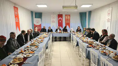 İftarı Huzurevi Sakinleriyle Yaptılar