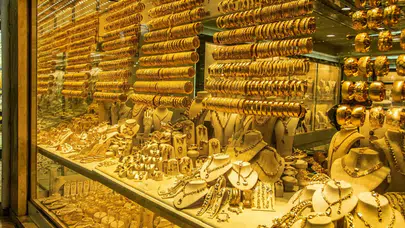Gram altın için bomba tahmin! Uzman isim yıl sonunu işaret etti