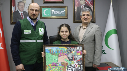 Öğrenciler Yeşilay Rize Şubesini ziyaret etti