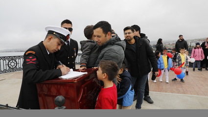 Samsun'da TCSG-87 gemisi ile TCG Fatih Fırkateyni ziyarete açıldı