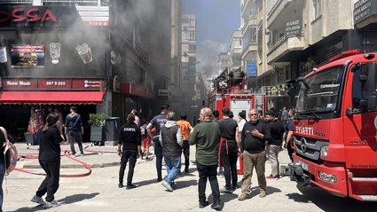 Antalya'da iş hanında çıkan yangın korkuttu