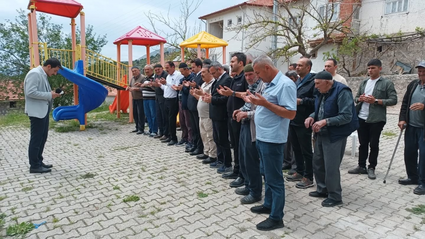 Kaymakam Demirgül, yağmur duası yaptı