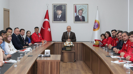 Ordu Valisi Erol, TEKNOFEST'te dereceye giren öğrencileri kutladı