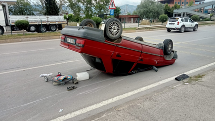 Tokat'ta devrilen otomobildeki 2 kişi yaralandı