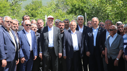 TZOB Genel Başkanı Bayraktar, Tokat'ta don olayından etkilenen meyve bahçelerini inceledi: