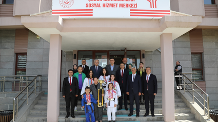 ANKARA - Aile ve Sosyal Hizmetler Bakan Yardımcısı Madak'tan Çubuk'a ziyaret
