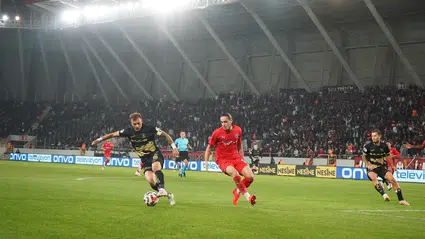 Yusuf Erdoğan, Asist Krallığında Takipte